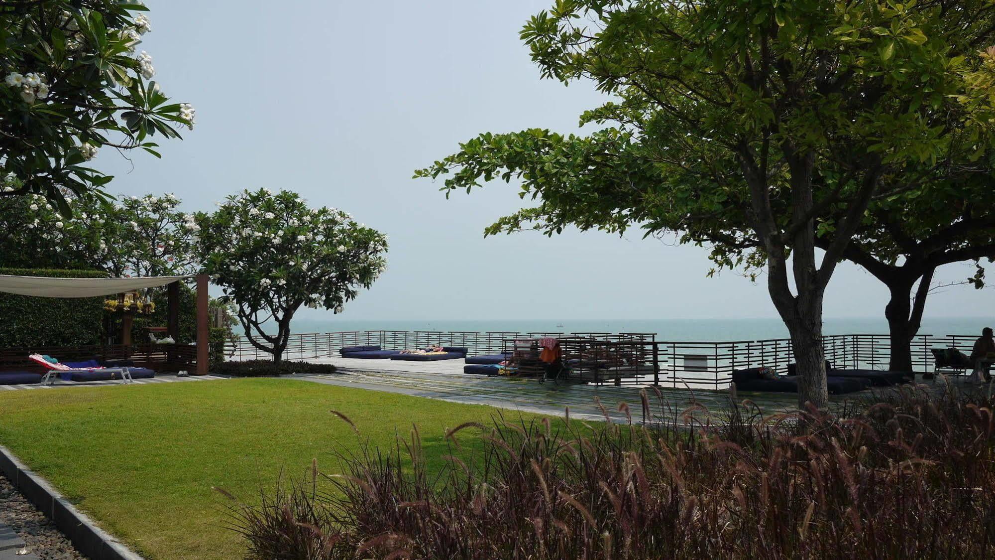 Baan Sanpluem Hua Hin Apartment Exterior photo